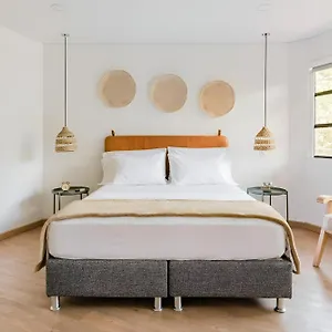 Hotel 574