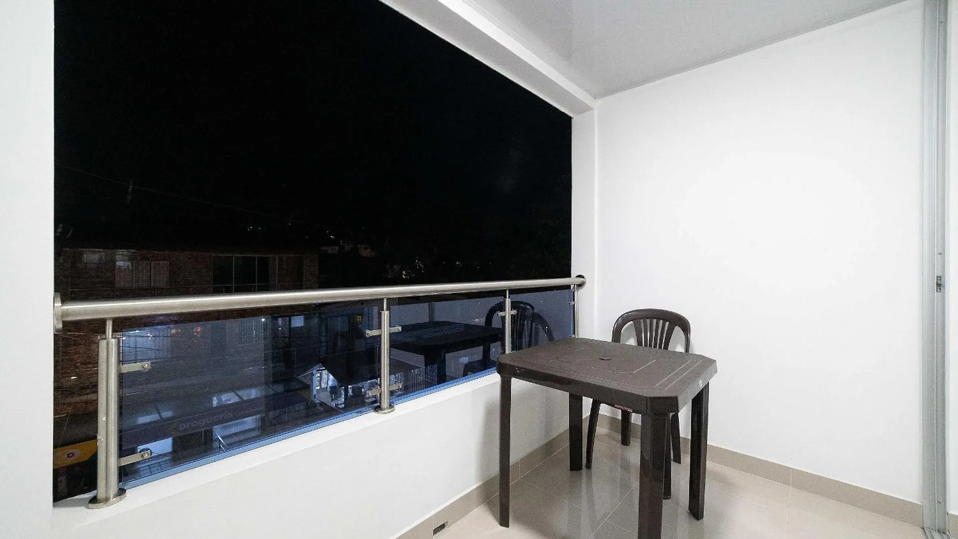 מדיין Hotel Doxa