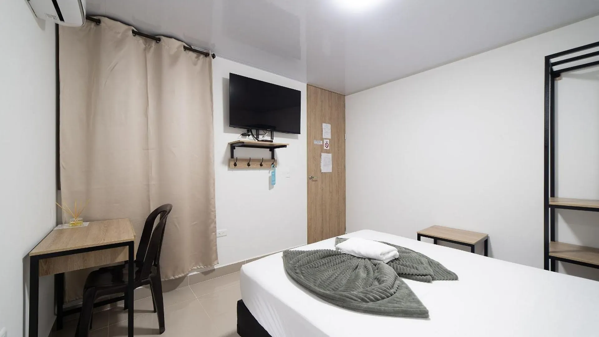 Hotel Doxa Medellín 3*,  Colombia
