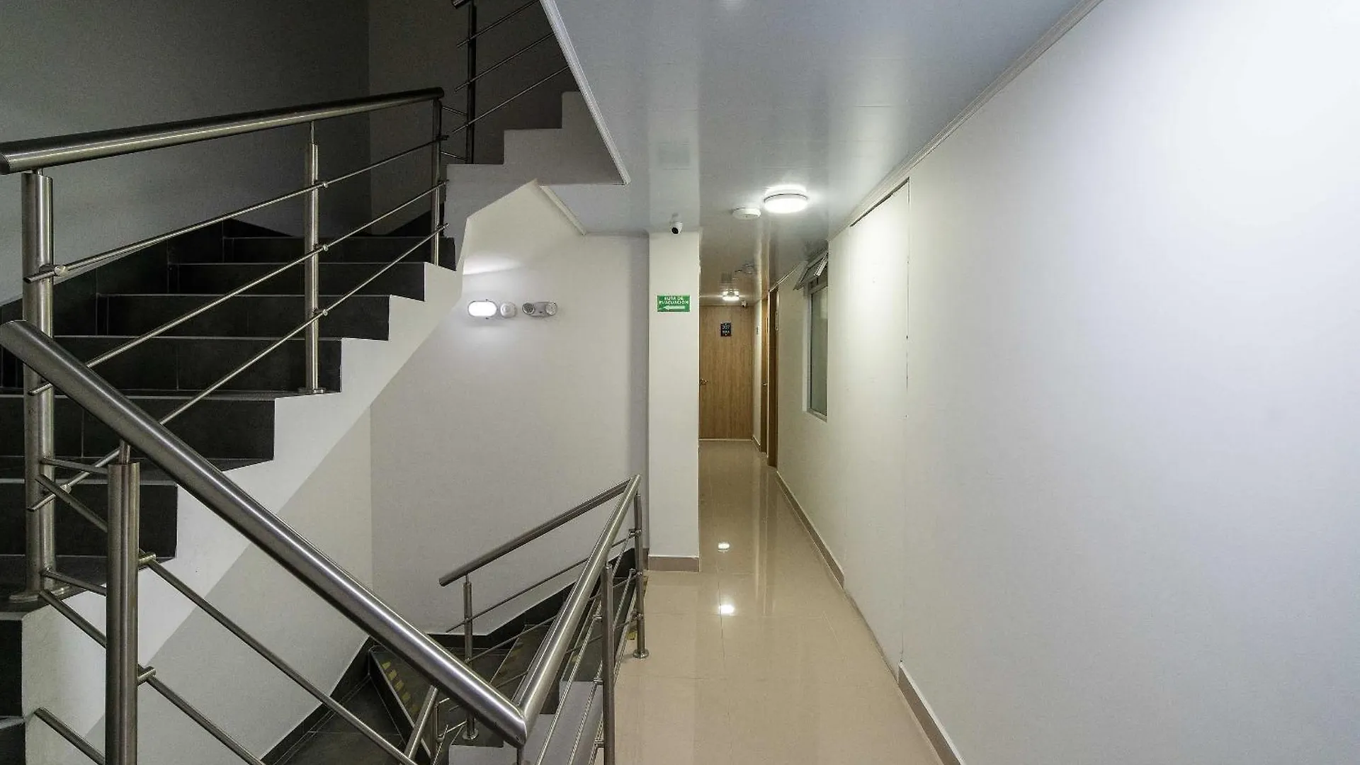 מדיין Hotel Doxa